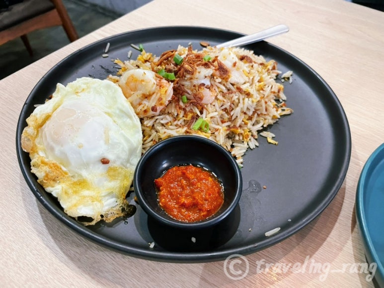 George Town noodle restaurant prawn fired rice