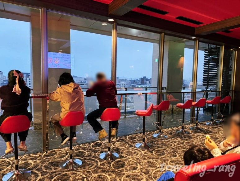 Hakata Station Hotel WBF lounge