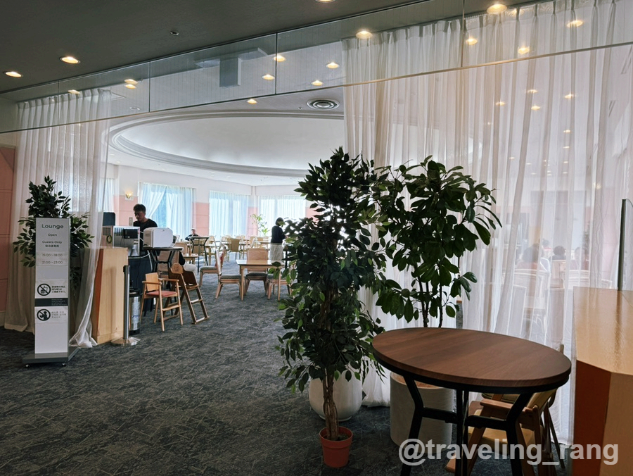 Mercure Munakata Resort lounge