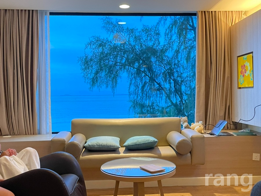Mercure Penang Beach 10
