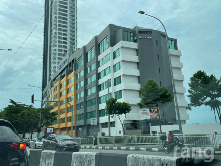 Mercure Penang Beach
