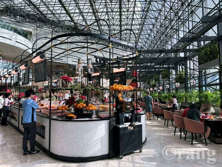 Swissotel The Stamford clove