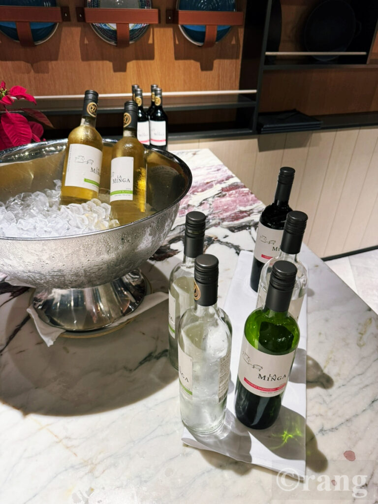 Swissotel The Stamford drink