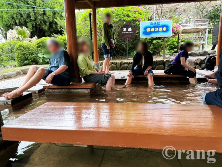 Free foot bath at Umi Jigoku Beppu hot spring park