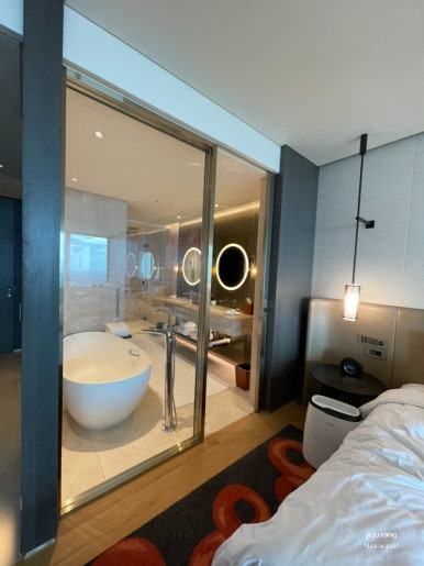 grand hyatt jeju review