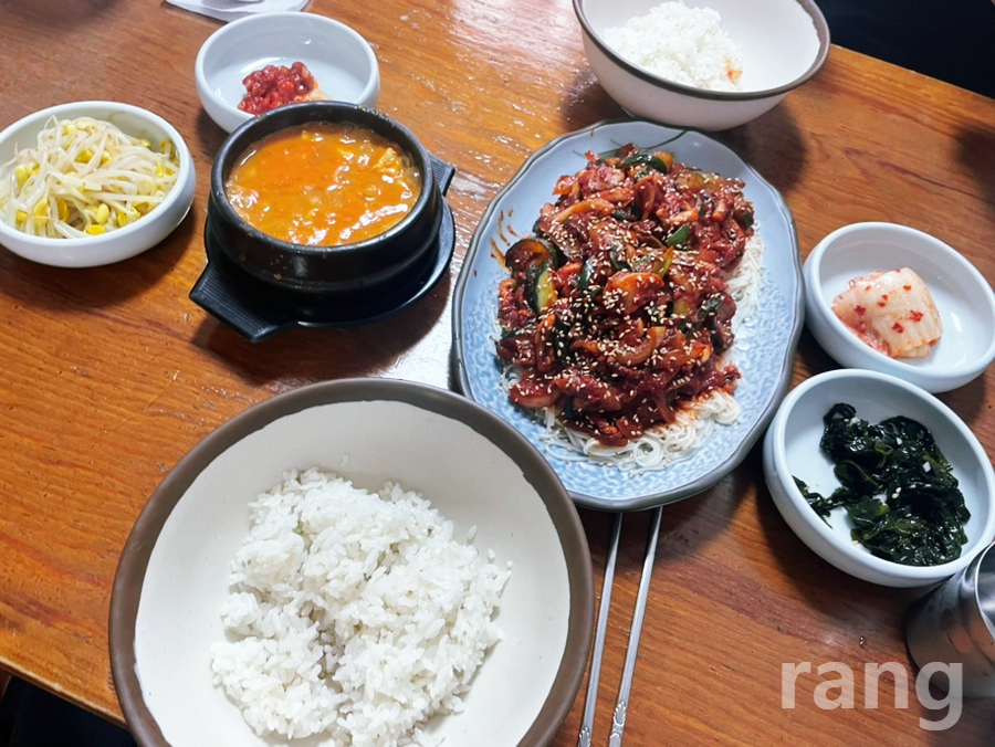 jeju spicy octopus restaurant