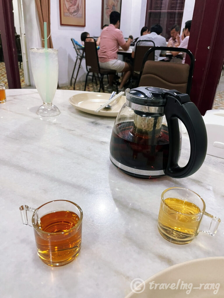pu erh tea and nutmeg juice Penang vegetarian restaurant