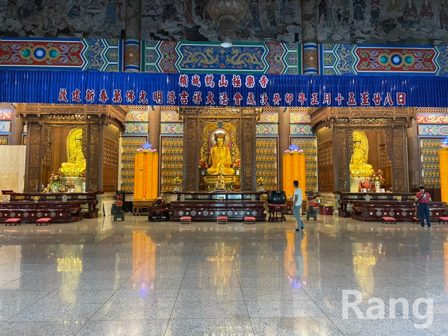 Kek Lok Si Temple The Main Prayer Hall