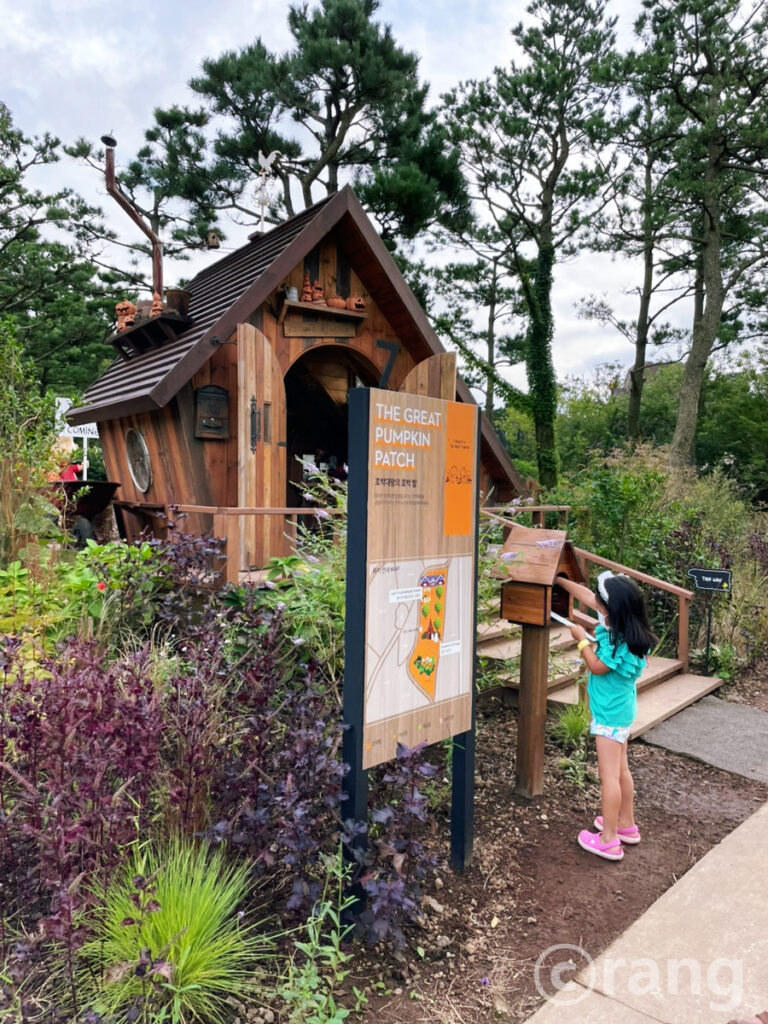 Snoopy Garden stamp tour2